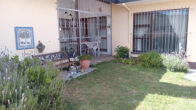 4 Bedroom Property for Sale in Gansbaai Central Western Cape